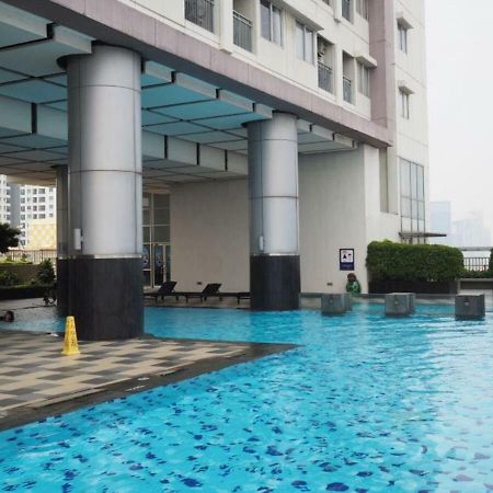 Cosmo Terrace At Thamrin City Jakarta Exterior photo